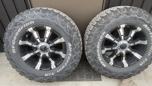 値下げ！値下げ！17インチマッドタイヤ　プラドに　ホイール付き4本セット