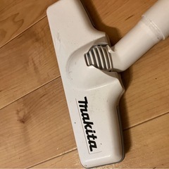  makita充電式クリーナCL108FDの画像