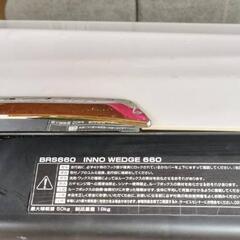 INNO  ルーフボックスウェッジBRS660白の画像