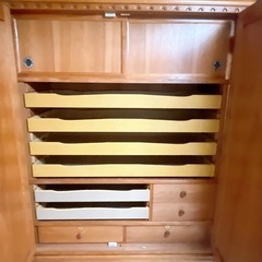 「旭川家具」「桐」「着物収納」着物タンスの画像