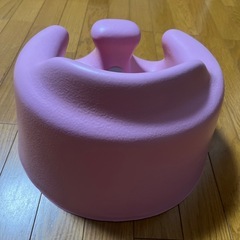 ベビー用品 Bumbo バンボ 赤ちゃん用チェア 椅子 ピンク色の画像