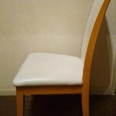 差し上げます　ダイニングチェア　　ホワイト　市内お届けします☆　の画像