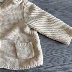 Baby GAP くまみみカーディガン　ベビー服の画像