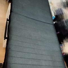 折りたたみベッドの画像