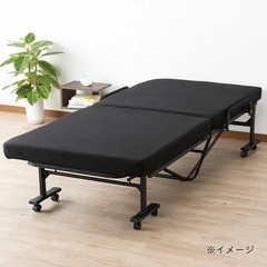 折りたたみベッドの画像