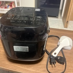 TOSHIBA 炊飯器の画像