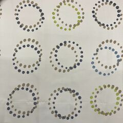 ユニベール 遮光ドレープカーテン（ホワイト系）108×207cm（２枚）の画像