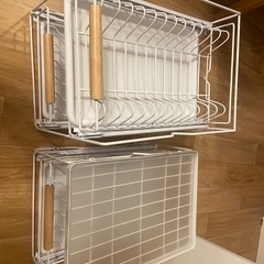 2個キッチン収納！コンパクト食器棚の画像