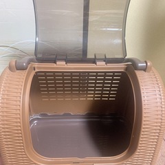 【清掃済】ラタンキャリー　ペットの画像