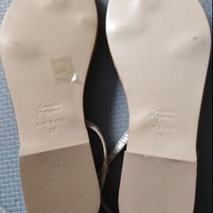 試し履きのみ　Sonia C イタリア製 レザーサンダル　38（24cm相当）の画像