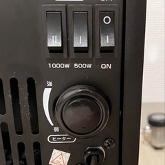 暖炉型　ファンヒーター　電気ストーブ　炎の画像