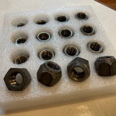 貫通ナットの画像