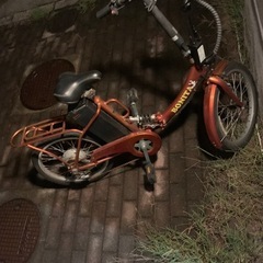 折りたたみ自転車の画像