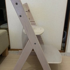 キッズチェア　マジカルチェア　ダイニングチェアの画像
