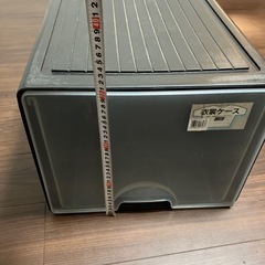 衣装ケースの画像