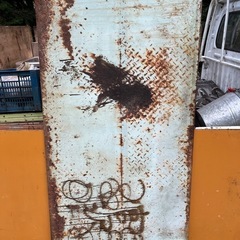 179センチ90.5センチ厚さ約5ミリ鉄板の画像