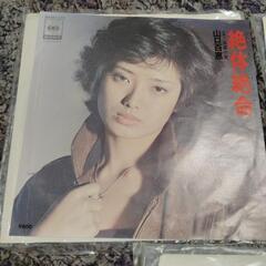 山口百恵のレコード3枚セット！の画像
