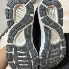 アンダーアーマー　ランニングシューズ　27.5の画像