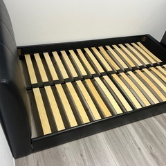 ベットフレームの画像