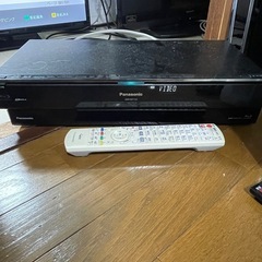 １９日お引き渡し価格　パナソニック製　液晶テレビ　ＴＨー３２Ｊ３００とブルーレイレコーダー　ＤＭＲーＢＺＴ７２５　セットの画像