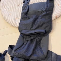美品】nuna ヌナ 抱っこ紐 カドルクリック デニムの画像
