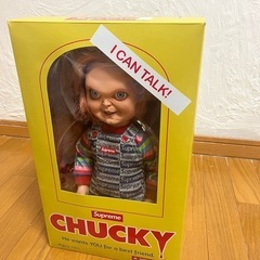 Supreme Chucky 音声機能付き人形(未開封)の画像