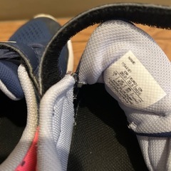 asicsスニーカー　20cm ネイビーピンクの画像