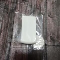 ピルカッター硬い錠剤を真っ二つにしてくれて助かりますね。ピルカッターピル入れの画像