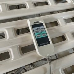 パラマウントベッド　電動リクライニングの画像
