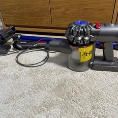 dyson コードレス掃除機 v7 fluffyの画像