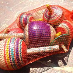 ☆温かみのある木製コマ 10個セット◆老若男女問わず楽しめる懐かし玩具の画像