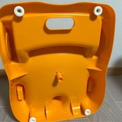 ピノチオ　アンパンマン　ベビーバスチェア　バスチェア　おふろチェア　折りたたみの画像