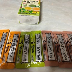 【交渉中】ミルク　離乳食セットの画像
