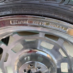 20インチ　  4穴　PCD 100 と114.3の画像