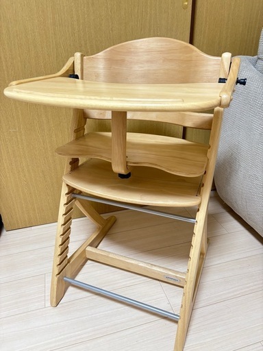 すくすくチェアプラス