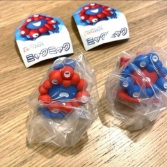 ミャクミャク 海洋堂 ガチャガチャ 2個セットの画像