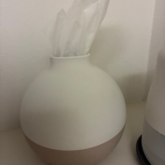 ティッシュポット　美品の画像