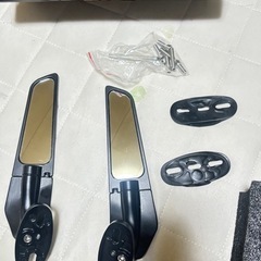バイク　ウイングレットミラーの画像