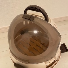 うさぎのキャリーケースの画像