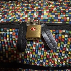 OUTDOORのスーツケースの画像