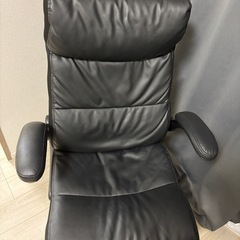 パソコンデスク　オフィスチェアの画像