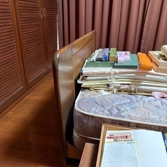 シモンズベッドの画像