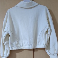 KIDS 肩出し 丈短め 3着 130cmの画像