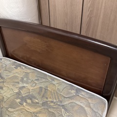 【引き取り限定】ベッド　スプリングマットレス　大塚家具？の画像