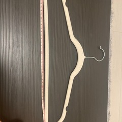ハンガー 50本セット 白 落ちにくいの画像