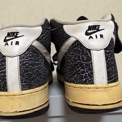 8月21日まで。ナイキ　スニーカー　 Nike Air Force 1ハイカットスニーカーの画像