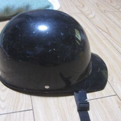 ヘルメット　黒の画像