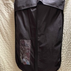 未着用新品 紺色　メンズスーツの画像