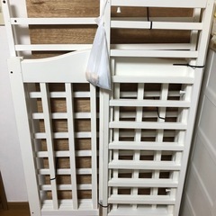 ベビーベッド&ベッドガードの画像