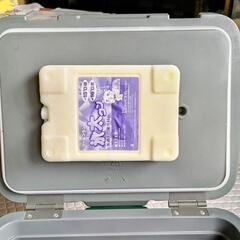 クーラーボックス　STANLEYの画像